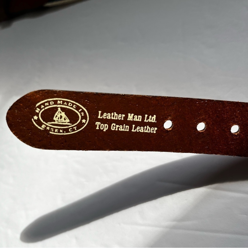 LEATHER MAN HANDMADE Lighthouse Print Belt with Gold Buckle Size 44 - Picture 4 of 7